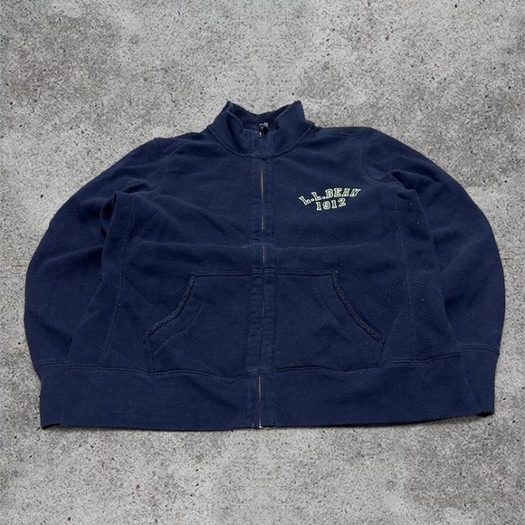 L.L.Bean Tops - Vintage women's navy blue l.l. Bean zip up sweatshirt